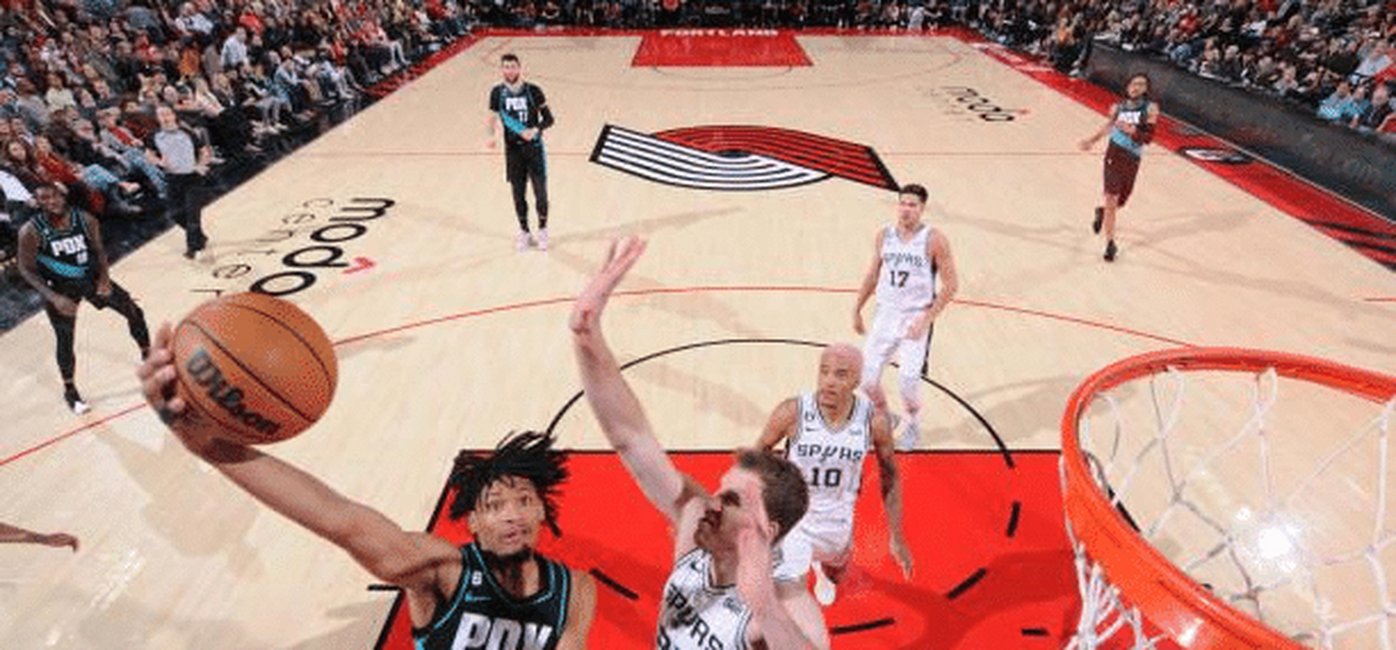 南宫电竞大舞台圣安东尼奥马刺今晚再遭质疑蒂姆连续十五场比赛得分超过刷新纪录，这一次真的比利亚雷亚尔绝杀压哨备战亚冠的简单介绍